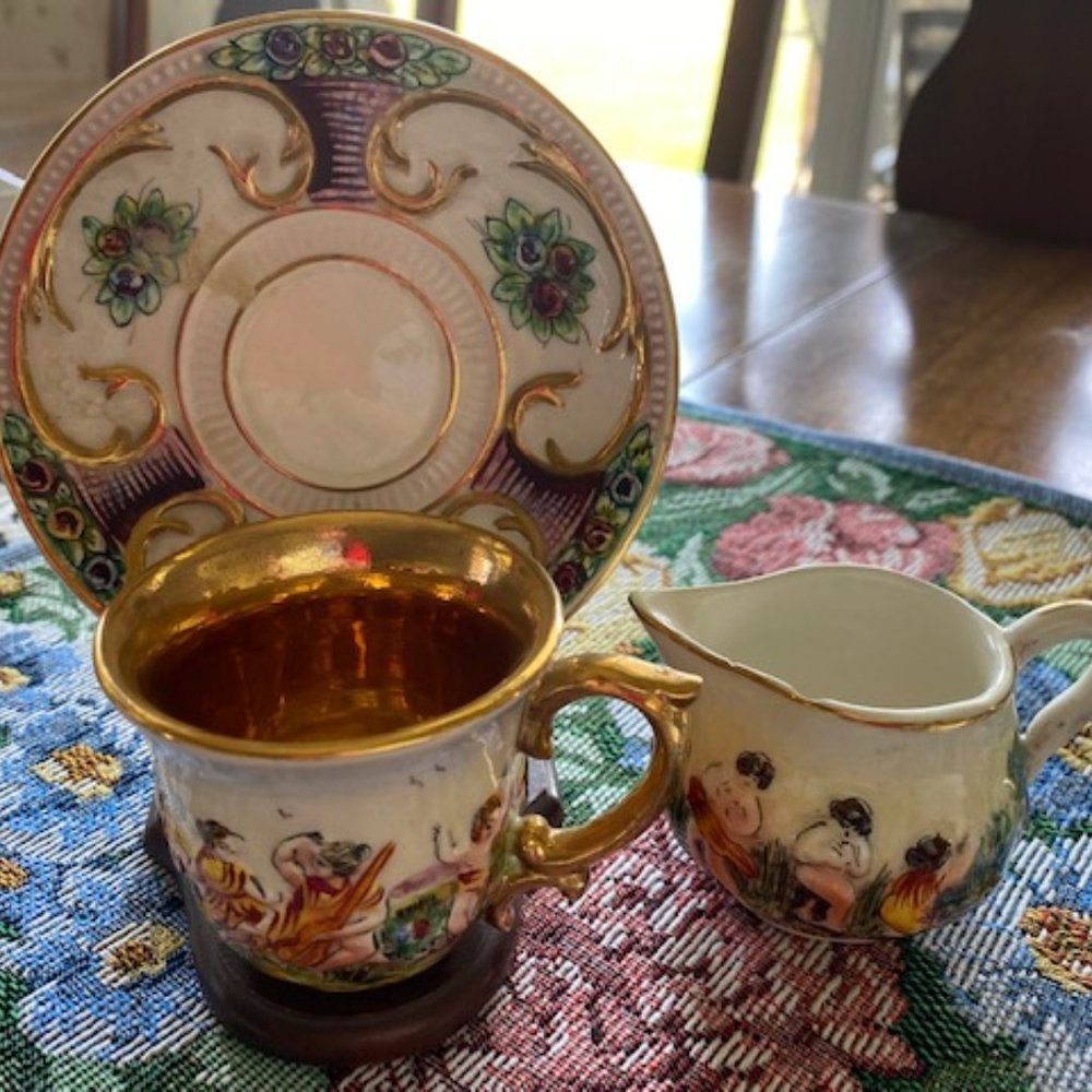 GOLD Gilded CHERUBS * Italy Capodimonte * Demitasse CUP SAUCER & small PITCHER